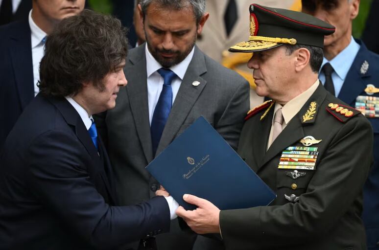 Bajo secreto militar, Argentina busca equipar a sus Fuerzas Armadas