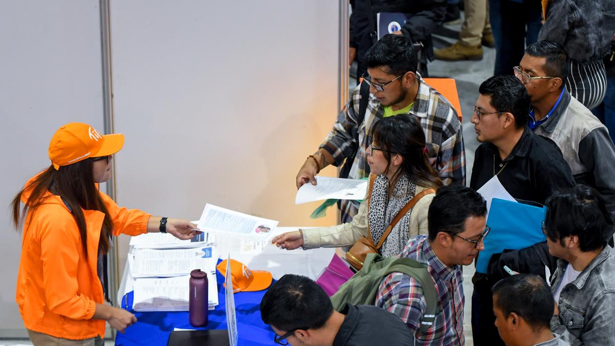 Feria de empleo en Quito contará con más de 3.600 vacantes, 14.000 personas se postularon