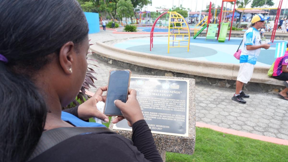 "Ellos ya no están, pero siguen en nuestros corazones" | Guayaquil inaugura parque de Los Cuatro Niños de Las Malvinas