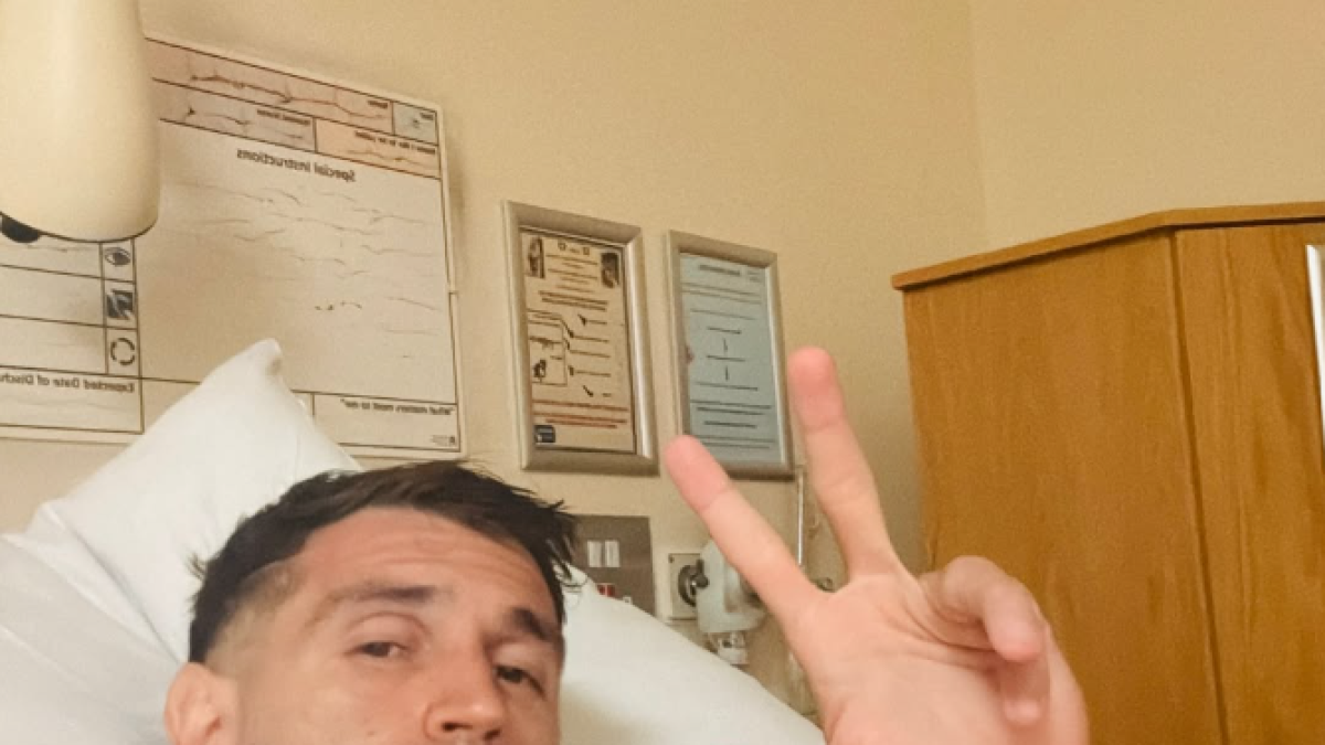 Emiliano 'Dibu' Martínez tras su operación de mandíbula: "En unas semanas volvemos ya"
